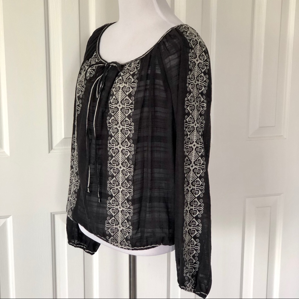Max Studio Embroidered Peasant Top Blouse Boho S